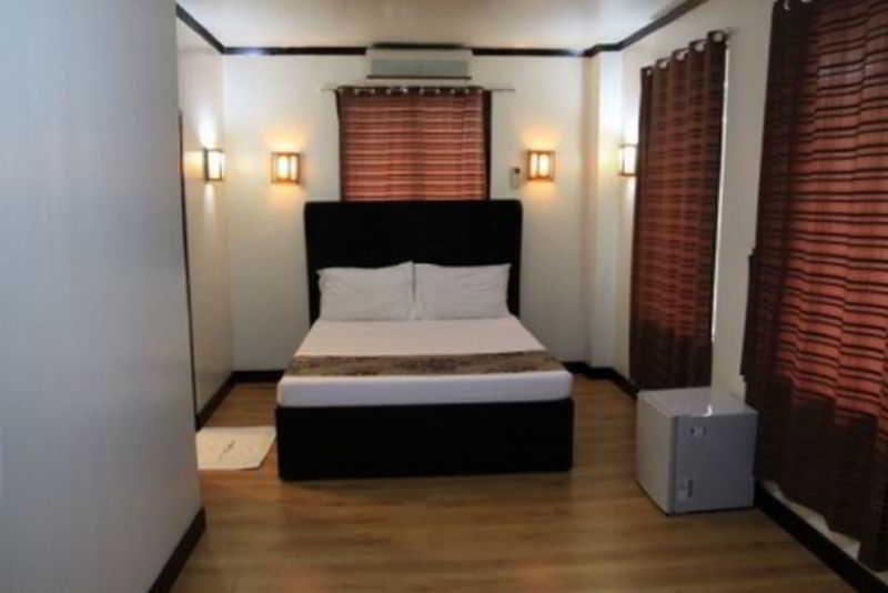 Mayflower Hotel Balabag (Boracay)